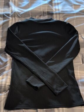 SHEIN Black Long Sleeve Ribbed Top